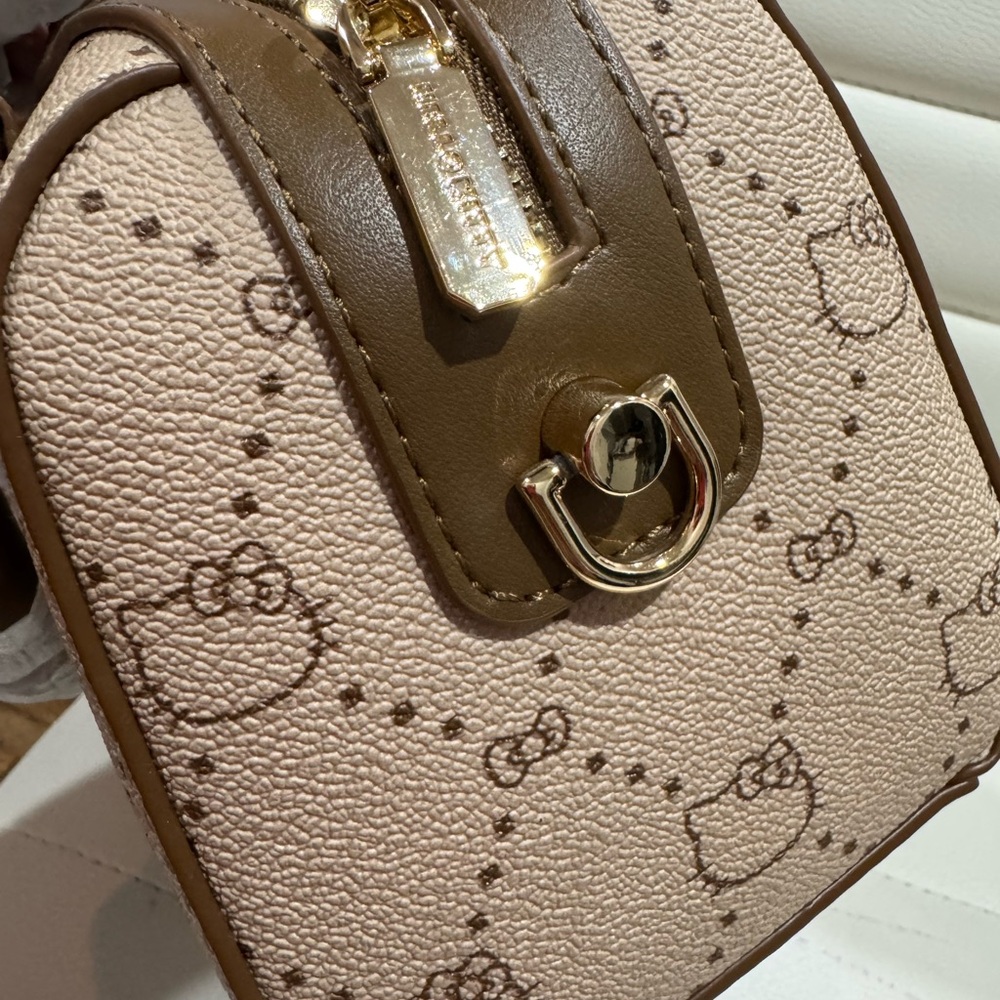 Hello Kitty Brown and Cream Designer Monogram Crossbody Handbag - Picture 8 of 13